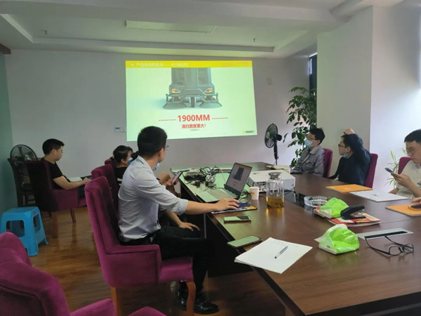 橙犀幫扶 一對(duì)一，強(qiáng)勢(shì)賦能合伙人