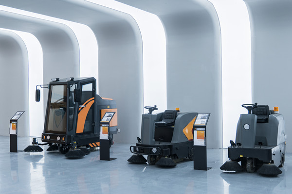 工業(yè)掃地機(jī)的價(jià)格是多少